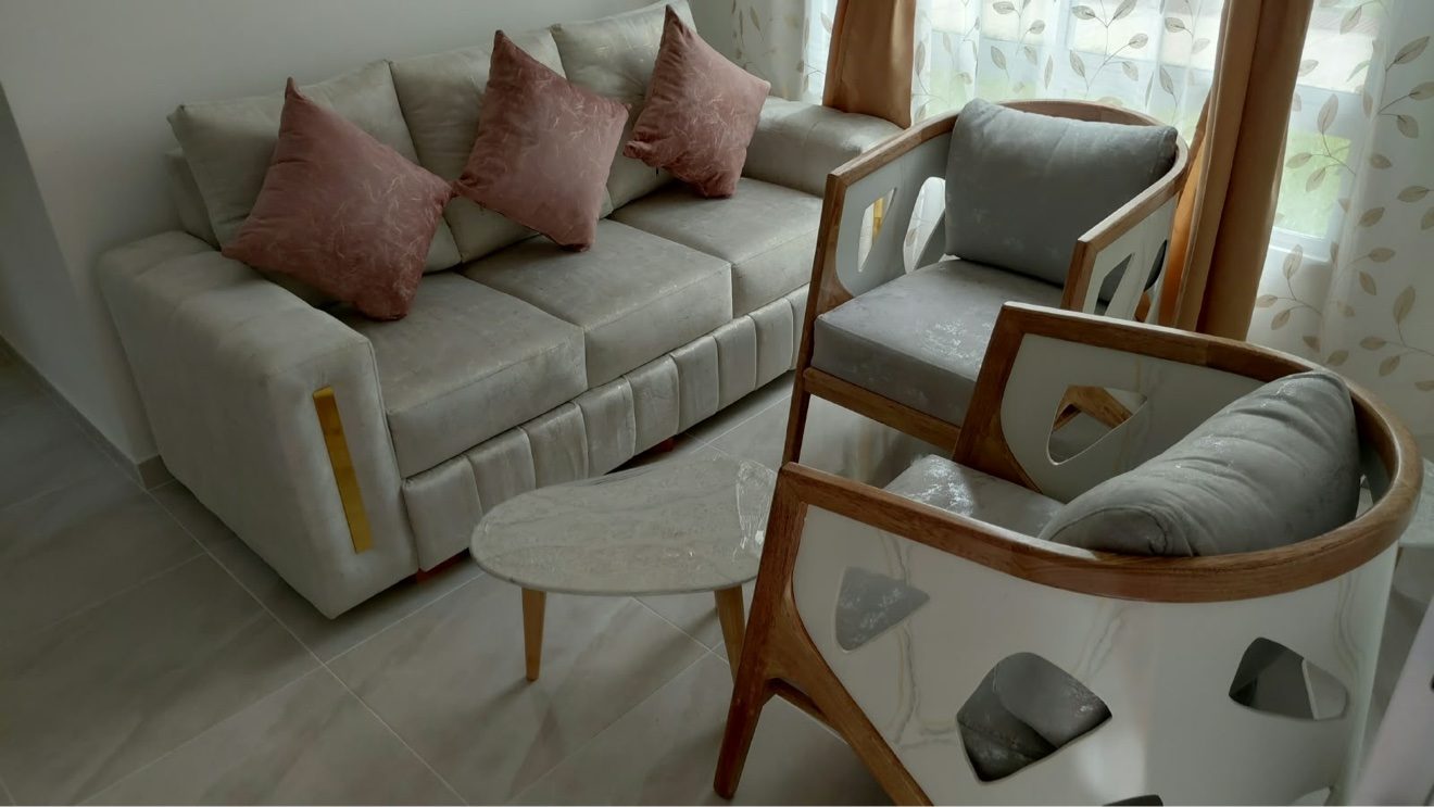 Entrega real de muebles a cliente de Elegant House, foto 12 de 16